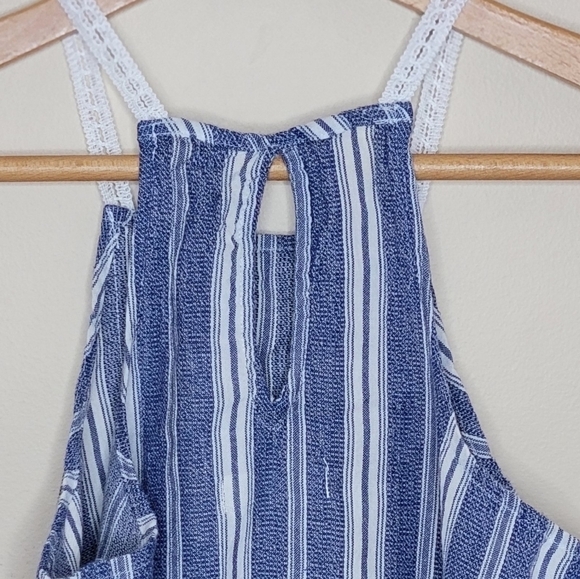 Hollister | Blue & White Striped Peplum Tank Top Size XS - Picture 4 of 5
